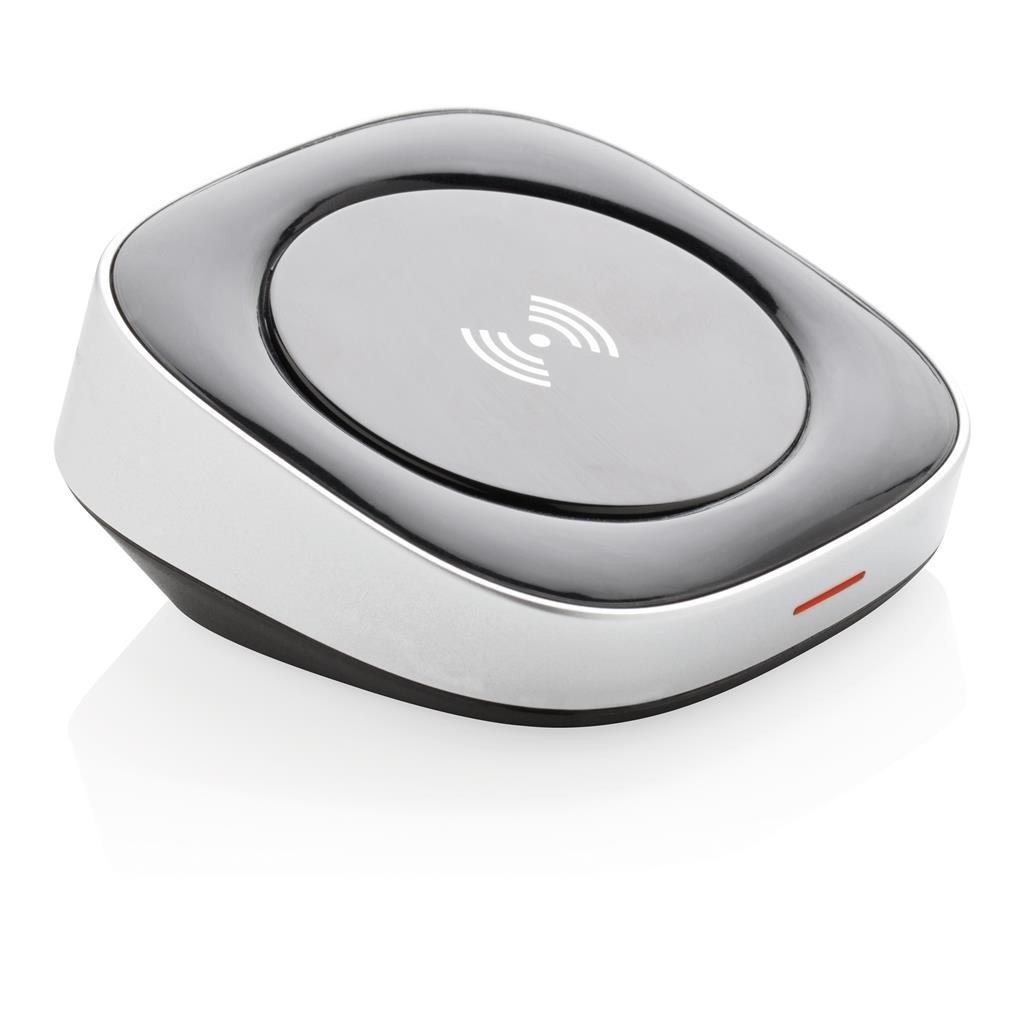 Swiss Peak wireless 10W charger - Playcraft Malta